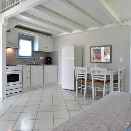 Tonia Apartments Paros Chrisi Akti  Exteriör bild