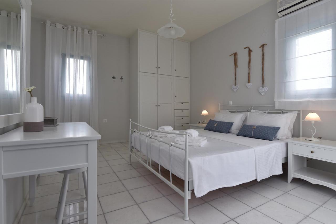 Tonia Apartments Paros Chrisi Akti  Exteriör bild